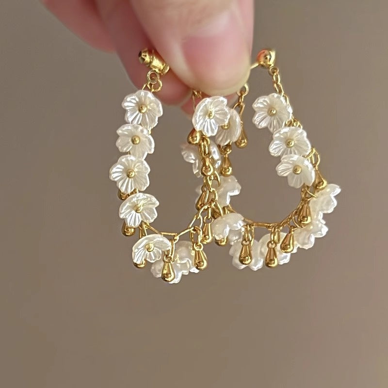 Stylish Ear Stories